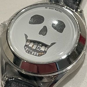 Mr Jones “The Last Laugh” 2 DAYS LEFT! YOU WILL KICK YOURSELF IF YOU MISS IT!
